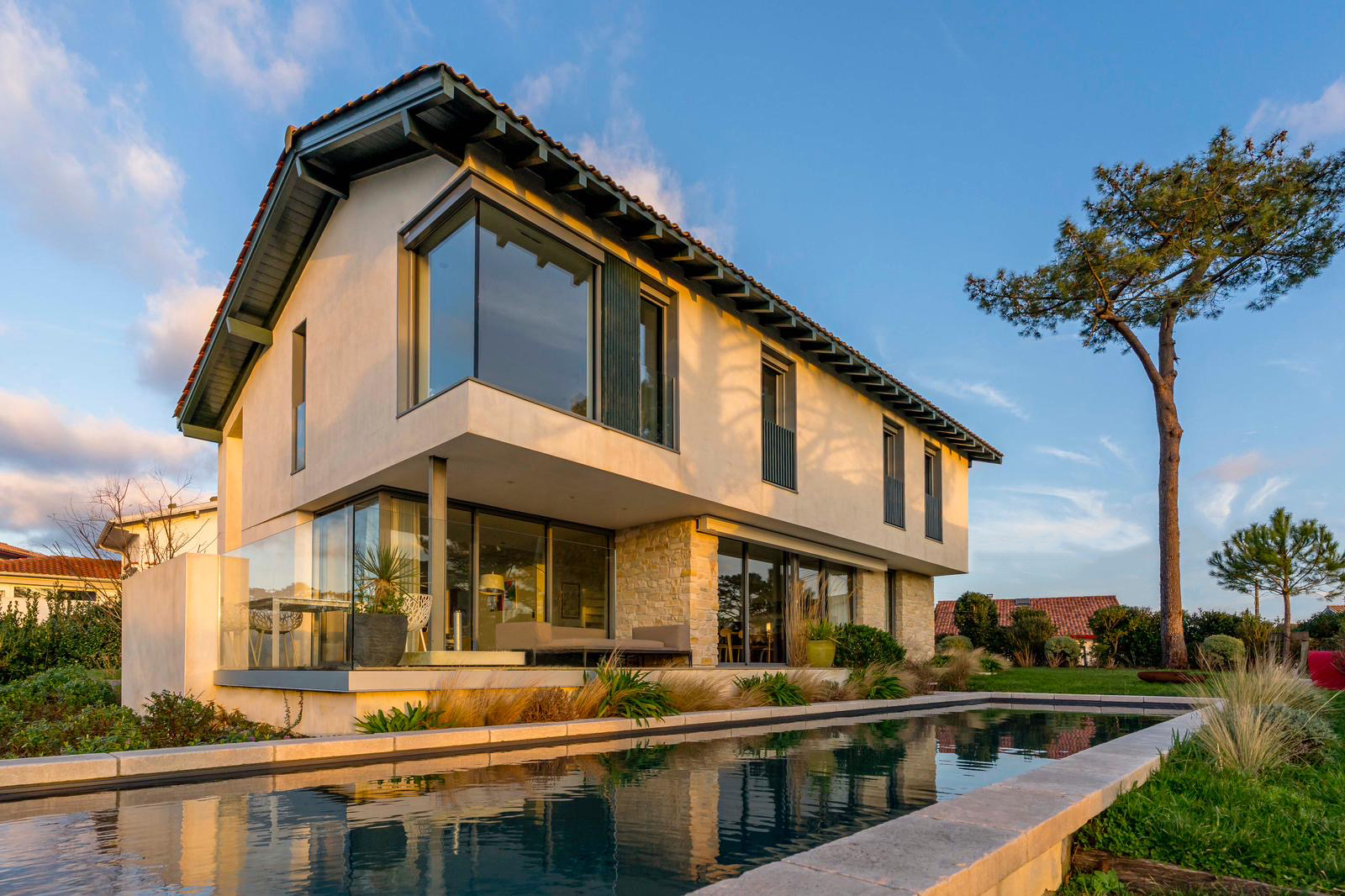 Construction d’une d'une élégante villa d'architecture basque